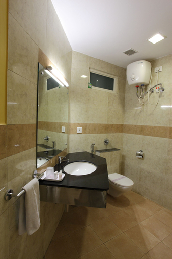 Bathroom 5, Hotel Dayal, Udaipur