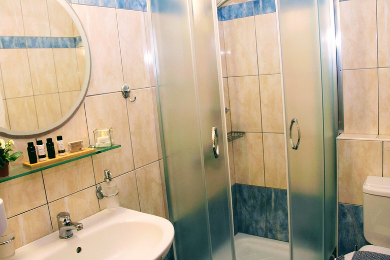 Bathroom 5, Ippoliti Village, Crete