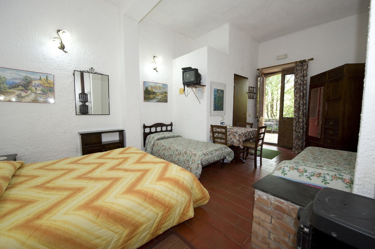 Bedroom 2, Cirasellaetna, Catania
