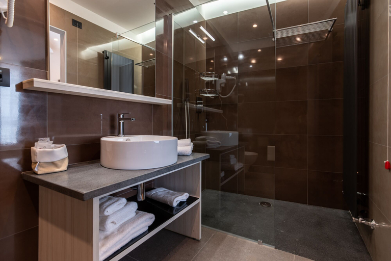 Bathroom 5, Sestante Marina Motel, Messina