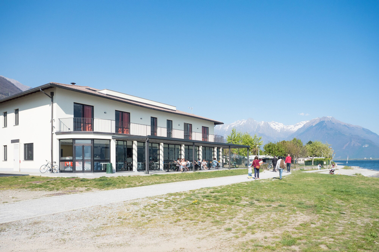 Lake Como Beach Hostel, Como