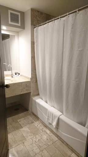 Bedroom 5, Grand Hotel Tijuana, Tijuana