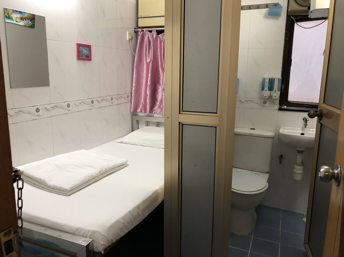 Bedroom 4, Beverly Guest House, Kowloon
