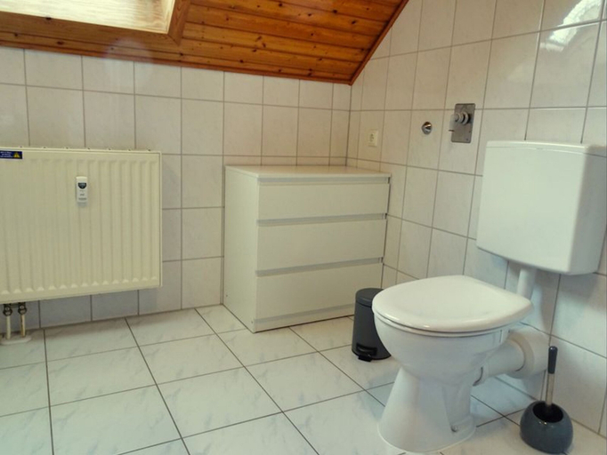 Others 3, The House to Stay for Holidays, Harz