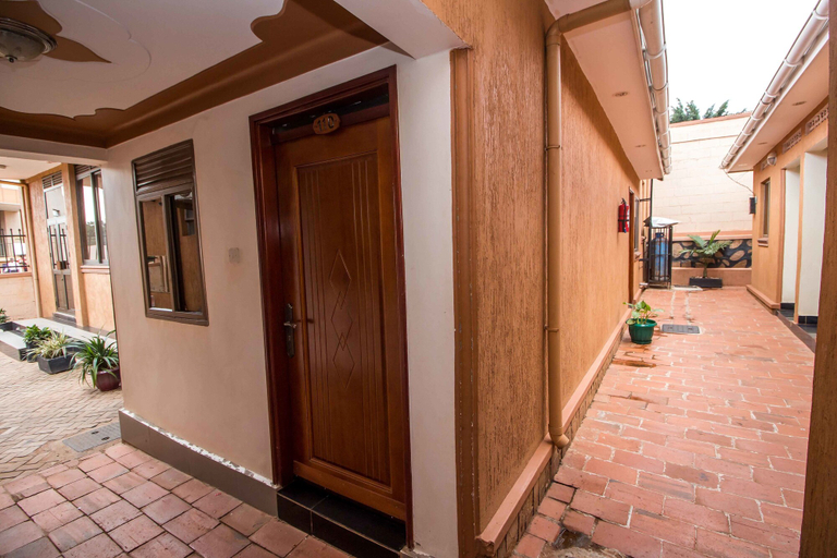 Exterior & Views 2, Mount Zion Hotel Annex, Kampala