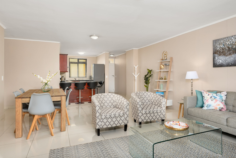 Others 5, Island Club 206, City of Cape Town