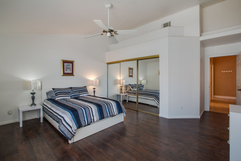 Bedroom, Beautiful Spacious House very Nice area, Clark