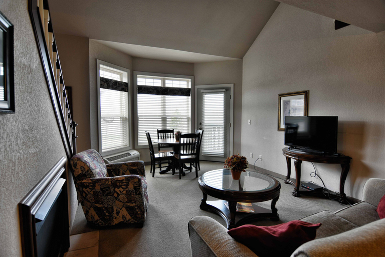 Others 4, Unit 317 Tagalong Condo, Barron