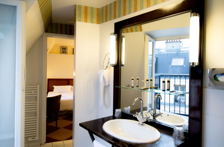 Bathroom 4, Hotel Quartier Latin, Paris