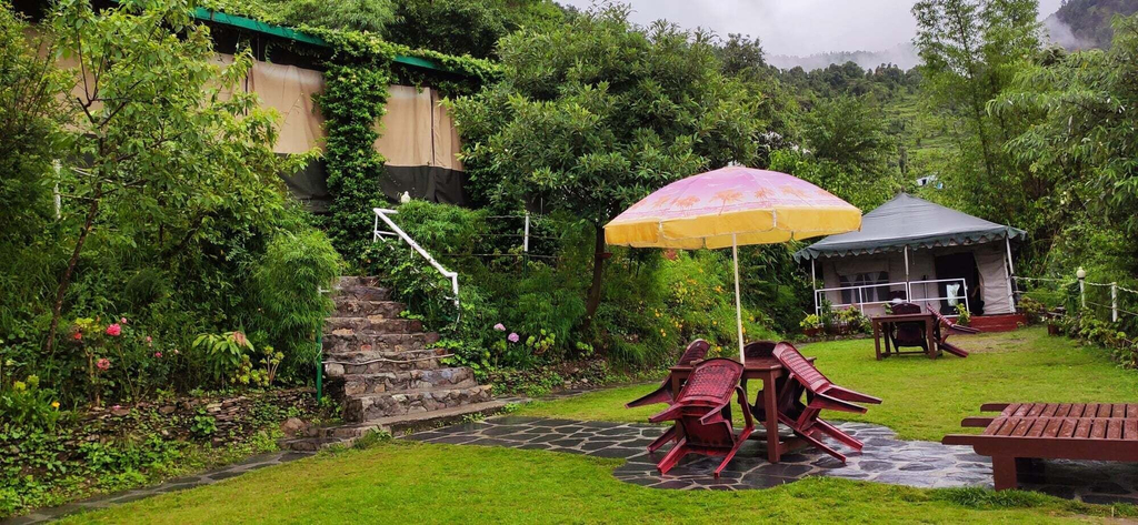 Others 2, Nature Drops, Nainital