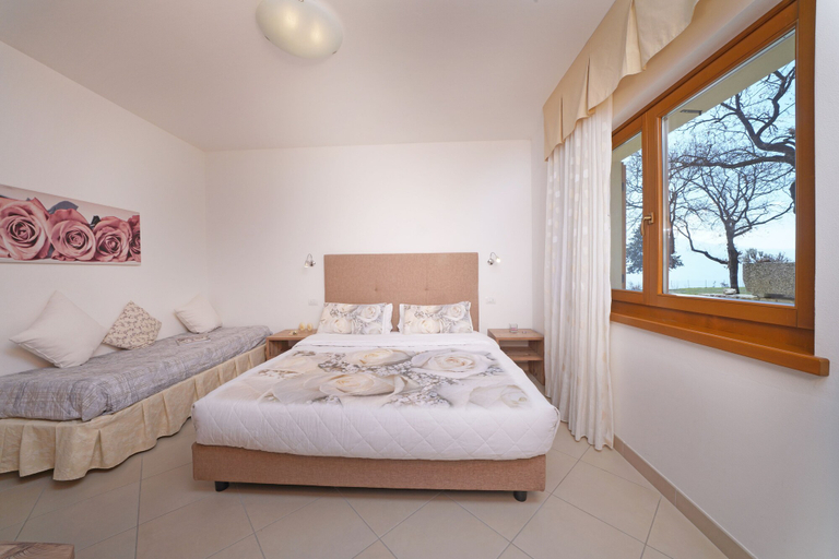 Room 3, Villa delle Querce, Brescia