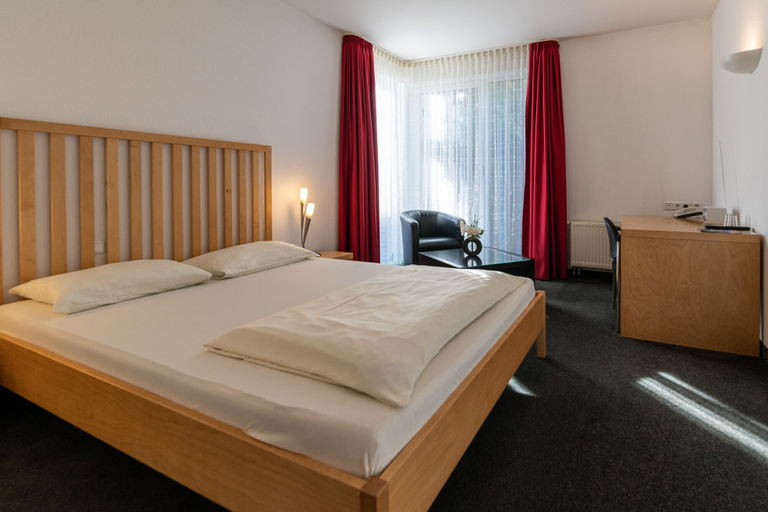 Bedroom 3, Bonprix Hotel, Rhein-Erft-Kreis