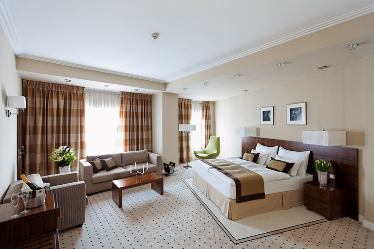 Bedroom 3, Capital Plaza Hotel, Municipiul Bucuresti