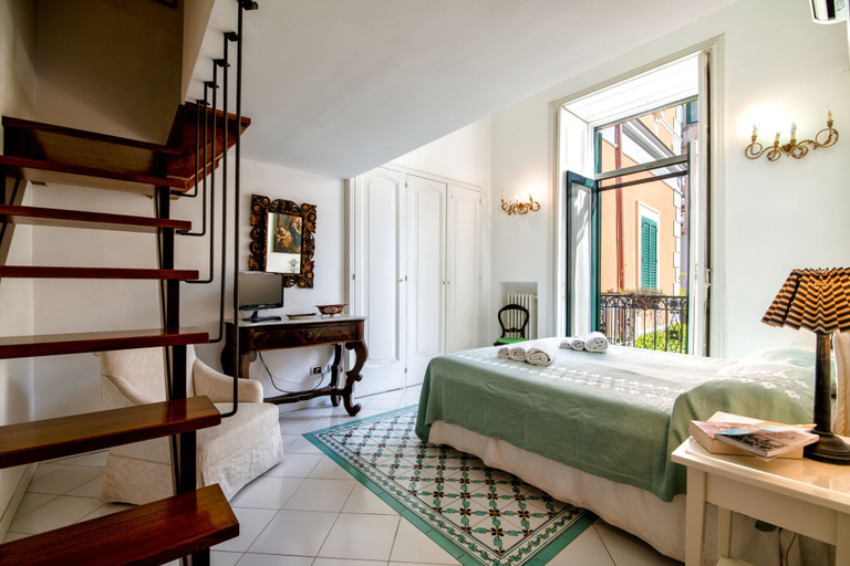 Bedroom 5, Lovely apartment with nice view in Amalfi center, Salerno