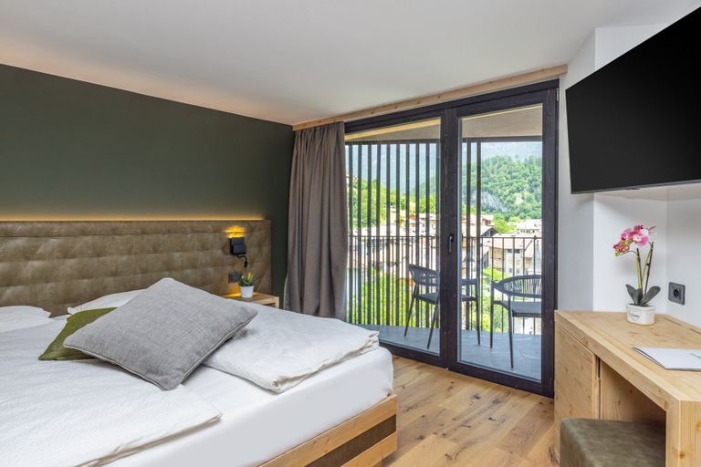 Bedroom 3, Hotel Miravalle, Trento