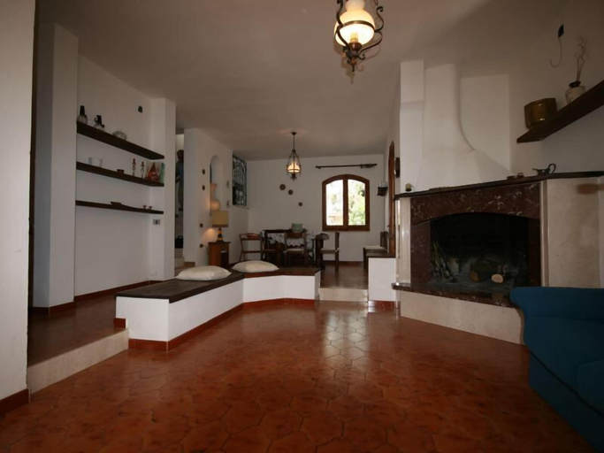 Others 5, Villa Eleonora, Cagliari