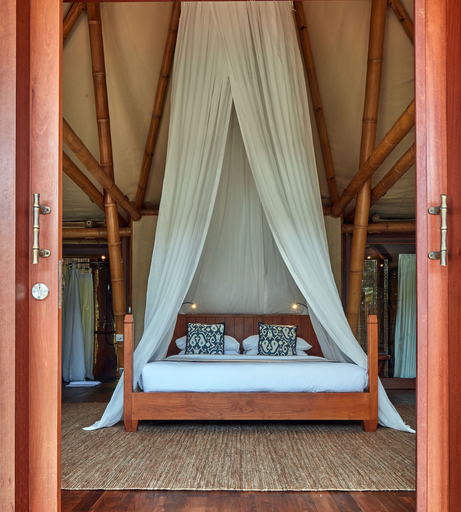 Bedroom 4, Bawah Reserve, Natuna