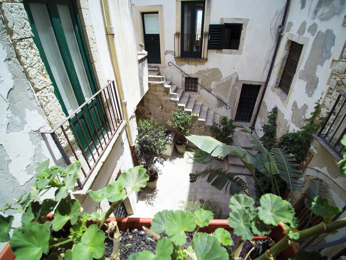 Others 4, Casa Levante, Syracuse