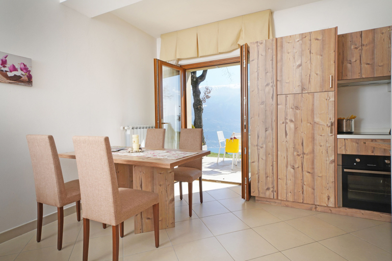 Living room 5, Villa delle Querce, Brescia