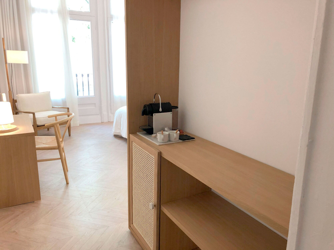 Others 5, The Mohouse Boutique Room, Barcelona