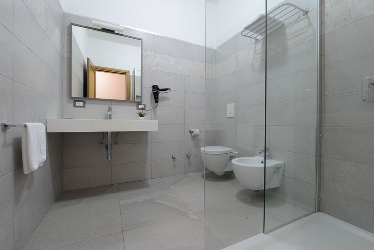 Bathroom 5, Oasis Hotel Residence & Resort, Agrigento