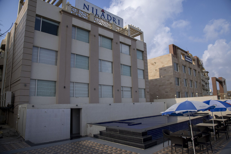 Exterior & Views 2, Hotel Niladri Premium, Puri