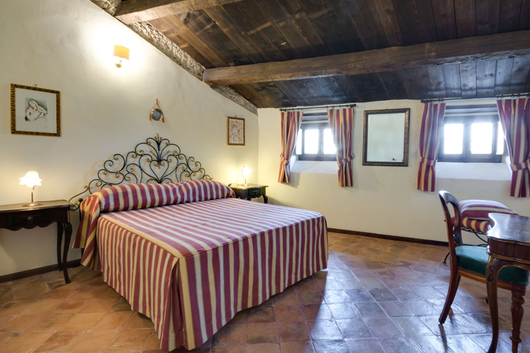 Bedroom 3, Castello Di Caccuri Suites, Crotone