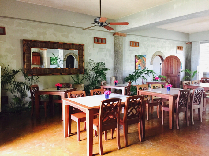 Food & Drinks 5, Almond Tree Hotel Resort