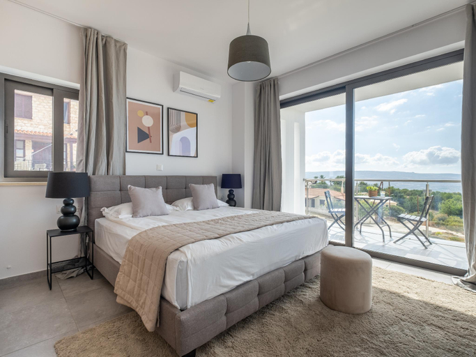 Bedroom 2, Vacation villa with infinity pool, terraces, and stunning views All yours