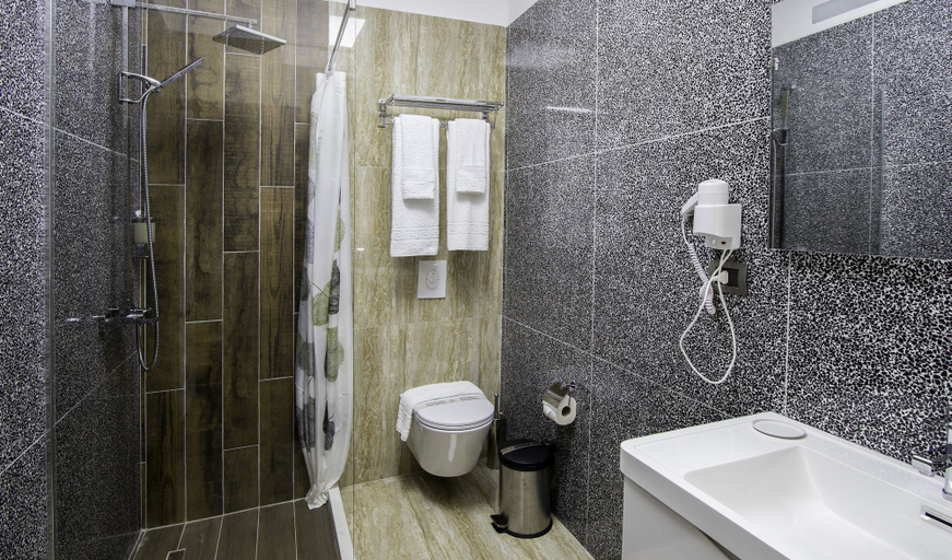 Bathroom 3, Rambuje hotel, Lezhës