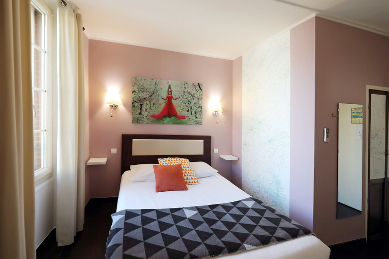 Bedroom 4, Hotel Les Pasteliers, Tarn