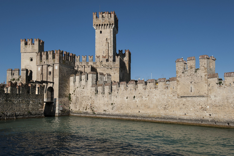 Exterior & Views 2, Grand Hotel Terme Sirmione, Brescia