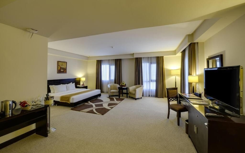 Bedroom 3, Monroe Hotel & Suites, Manama