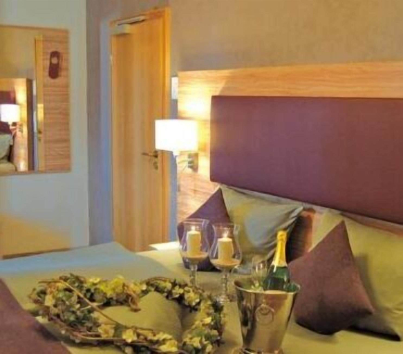 Bedroom 4, Hotel Landrestaurant Schnittker, Paderborn