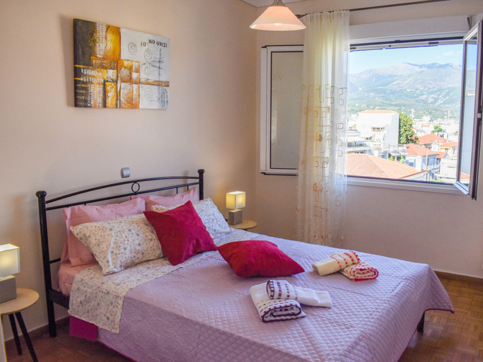 Bedroom 4, Cozy Flat Main Square 10min To The Sea, Peloponnese