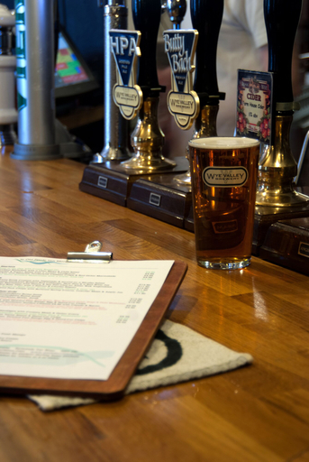 Food & Drinks, Ye Old Ferrie Inn, Gloucestershire