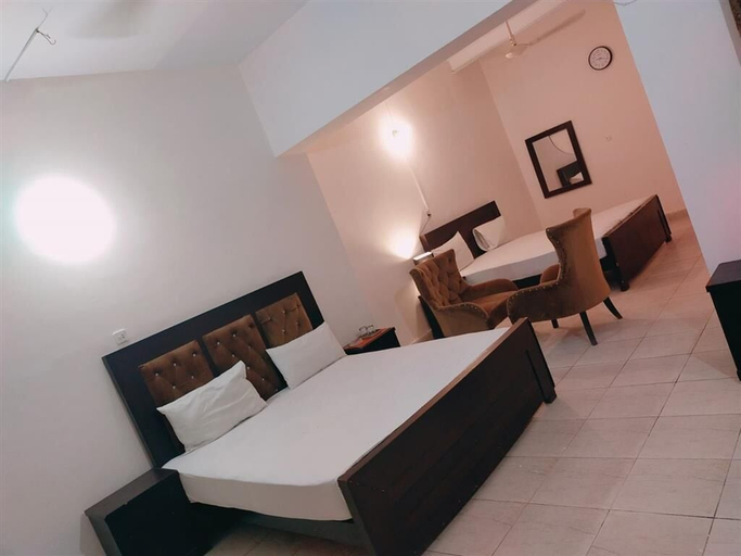 Bedroom 2, Hotel Twenty One, Lahore