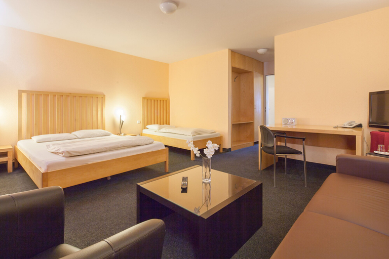 Bedroom 5, Bonprix Hotel, Rhein-Erft-Kreis