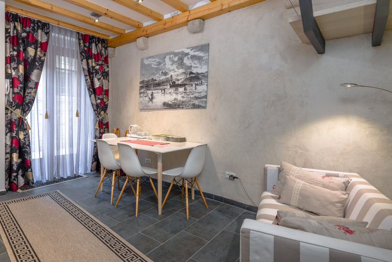 Others 4, Villa Valeria, Split