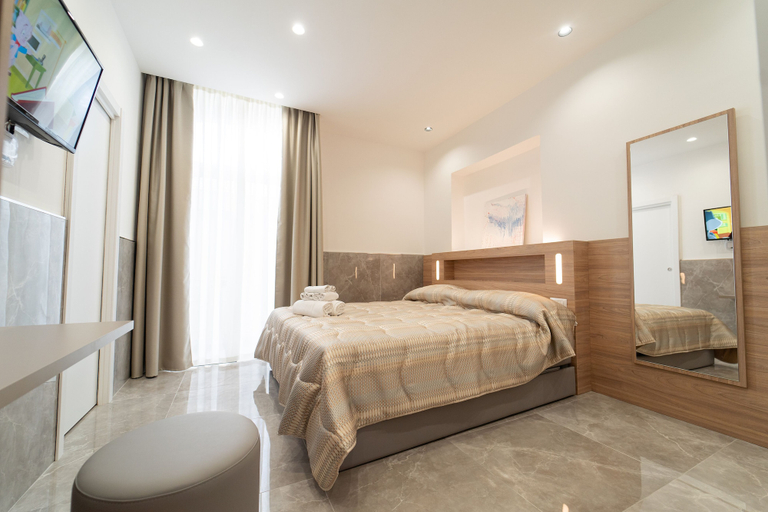 Bedroom 4, H. G. Boutique Toledo Napoli Centro by ClaPa Group Dislocated Hospitality, Napoli
