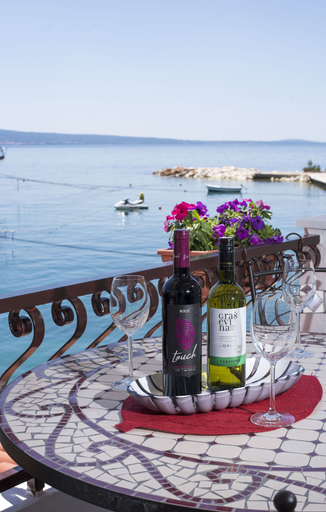 Food & Drinks, Apartments Beach Dugi rat, Dugi Rat