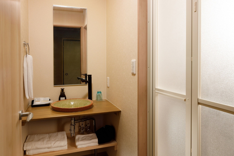Bathroom 4, Connect Inn Gionshijo, Kyoto