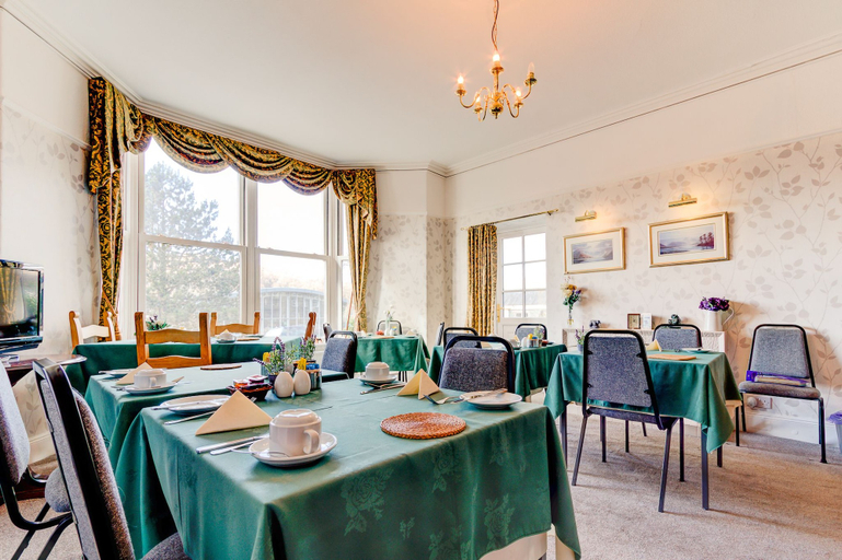 Food & Drinks, Lyndale Guest House, Cumbria