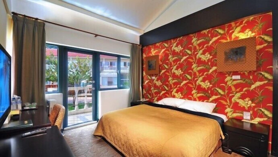 Bedroom 2, Cingjing Guest House, Nantou