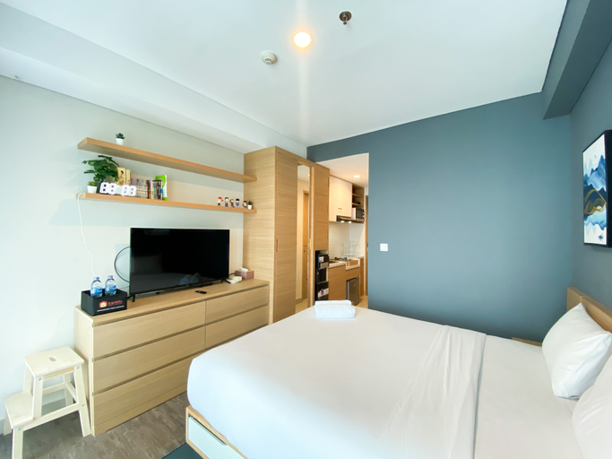 Bedroom 3, Simply Look and Warm Studio Room Tamansari Iswara Apartment By Travelio, Bekasi