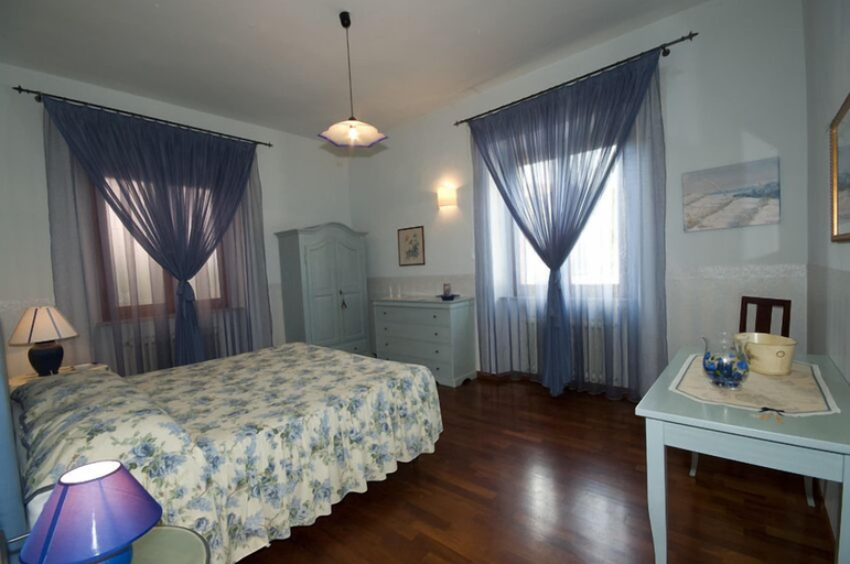 Bedroom 3, La Primavera B&B, Pisa