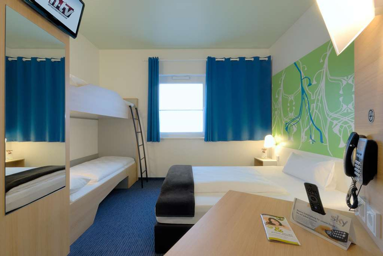Bedroom 5, B&B Hotel Paderborn, Paderborn