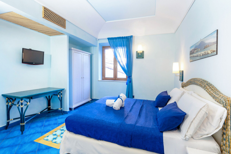Bedroom 4, Hotel Myage, Napoli