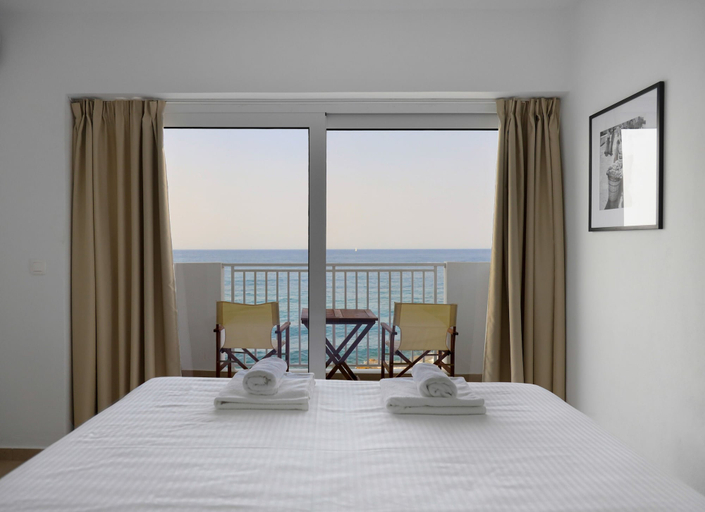 Bedroom 4, Sea Breeze Hotel, Crete