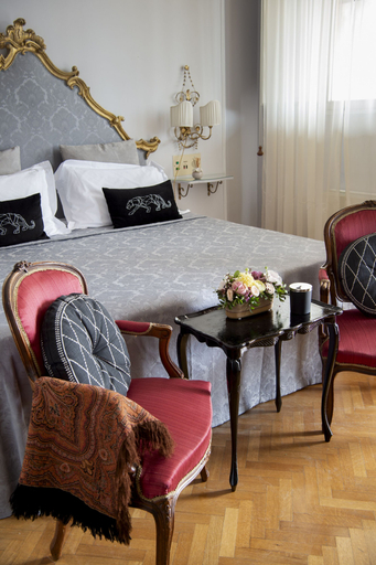 Bedroom 3, Principe, Florence